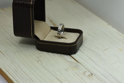 แหวนเพชรผู้ชาย Atlas Band