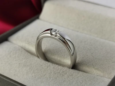 แหวนเพชรผู้ชาย Prescott Solitaire