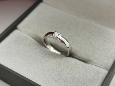 แหวนเพชรผู้ชาย Thane Bezel