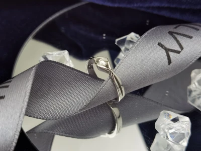 แหวนเพชรผู้ชาย Brooks Twist