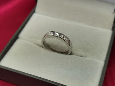 แหวนเพชรผู้ชาย Emerson Channel