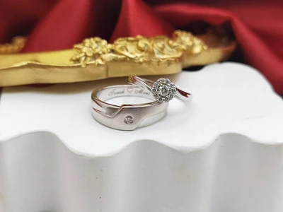 แหวนเพชรผู้ชาย Irving Bezel