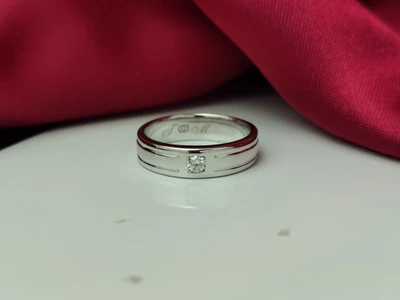 แหวนเพชรผู้ชาย Jett Line