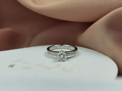 แหวนเพชรผู้ชาย Nash Signet