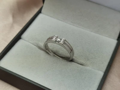 แหวนเพชรผู้ชาย Titan Line