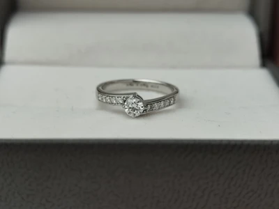 แหวนเพชร Elia Flanked