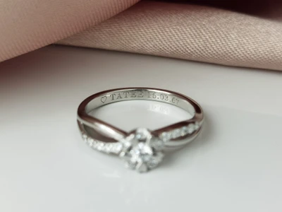 แหวนเพชร Noelle Split