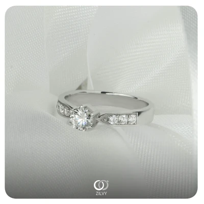 แหวนเพชร Ophelia Flanked