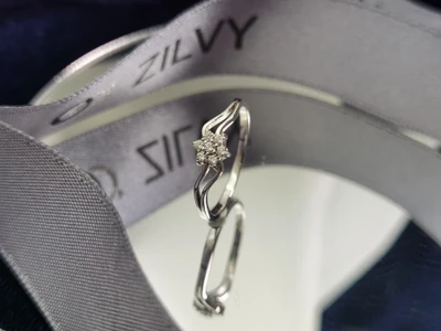 แหวนเพชร Bianca Cluster