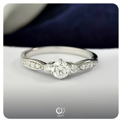 แหวนเพชร Ember Flanked