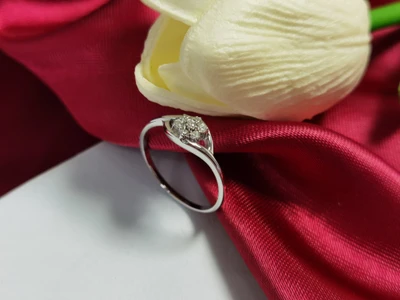 แหวนเพชร Primrose Cluster