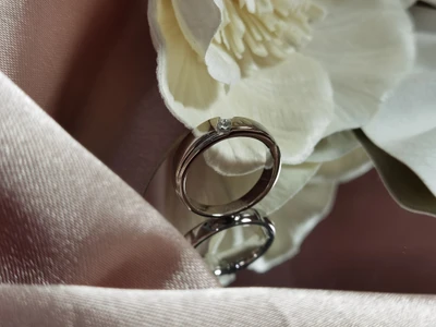 แหวนเพชร Yara Flanked