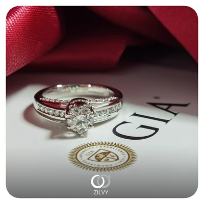 แหวนเพชร Brielle Flanked