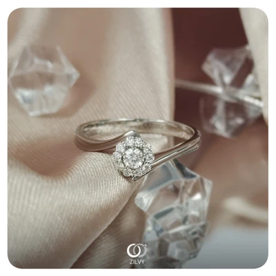 แหวนเพชร Brielle Cluster