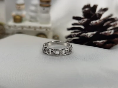 แหวนเพชร Bloom Band