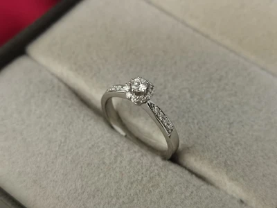 แหวนเพชร Celeste Aura