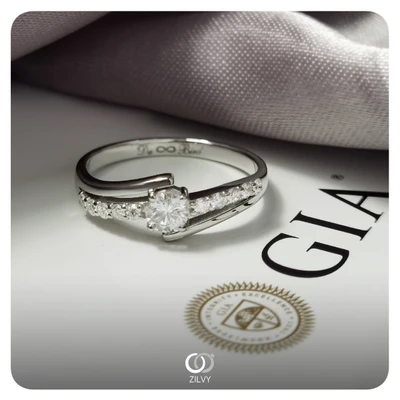 แหวนเพชร Calla Flanked