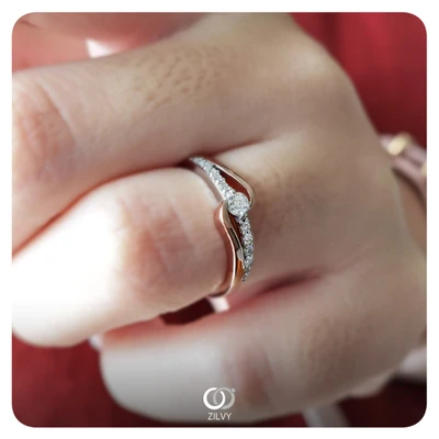 แหวนเพชร Bloom Flanked