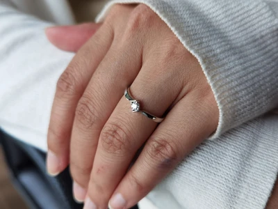 แหวนเพชร Claire Split