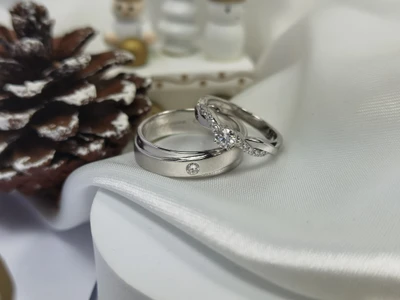 แหวนเพชร Wren Twist