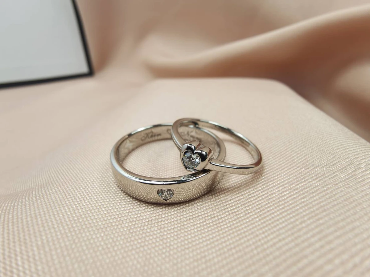Delphine Bezel — Real piece