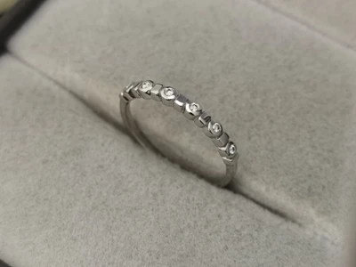 แหวนเพชร Ines Band