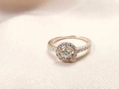 แหวนเพชร Brielle Aura