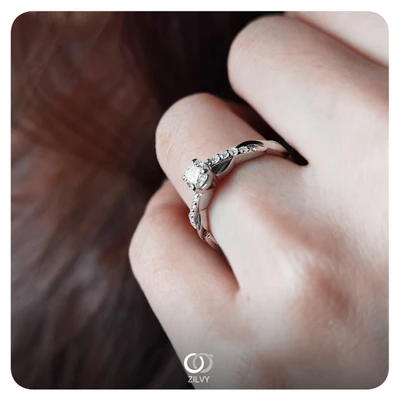 แหวนเพชร Celestine Twist