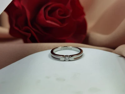 แหวนเพชร Lucienne Solitaire