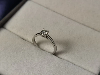 แหวนเพชร Seraphine Solitaire