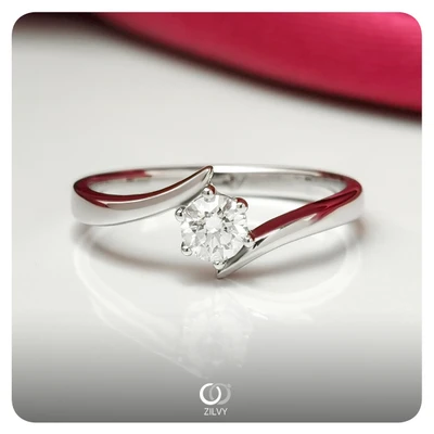 แหวนเพชร Soleil Twist