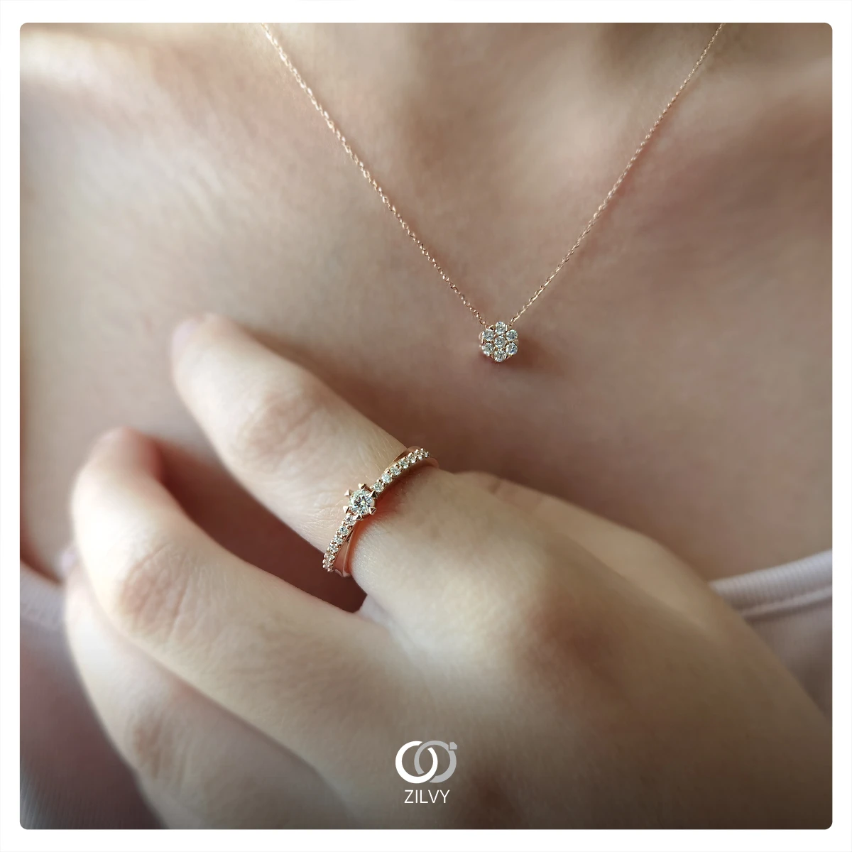 Coraline Side Stone — Real piece
