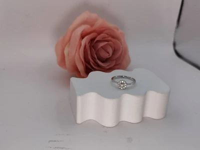 แหวนเพชร Ines Pavé