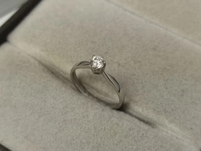 แหวนเพชร Sylvie Solitaire