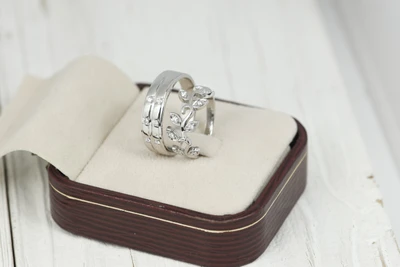 แหวนเพชร Yvette Cluster