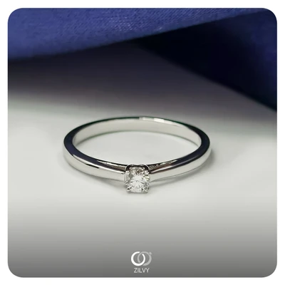 แหวนเพชร Jade Solitaire