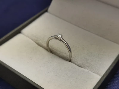 แหวนเพชร Jade Solitaire