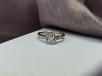 แหวนเพชร Maren Halo