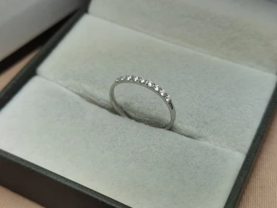 แหวนเพชร Nadine Twist