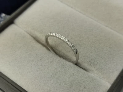 แหวนเพชร Nadine Twist