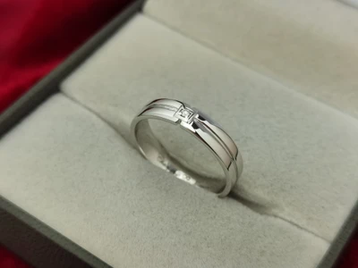 แหวนเพชร Nadine Twist