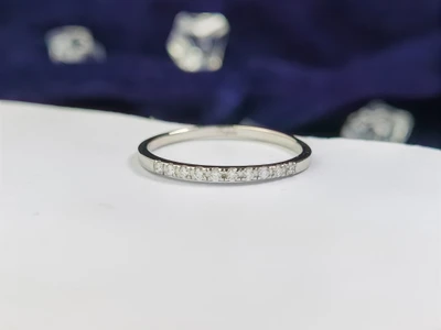 แหวนเพชร Nadine Twist