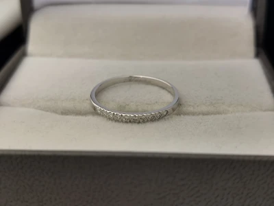 แหวนเพชร Nadine Twist