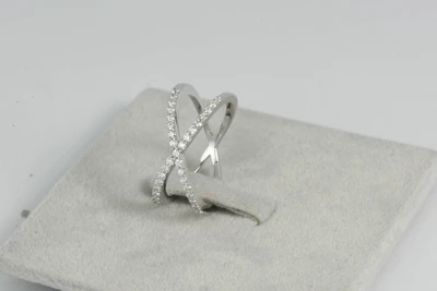 แหวนเพชร Josette Twist