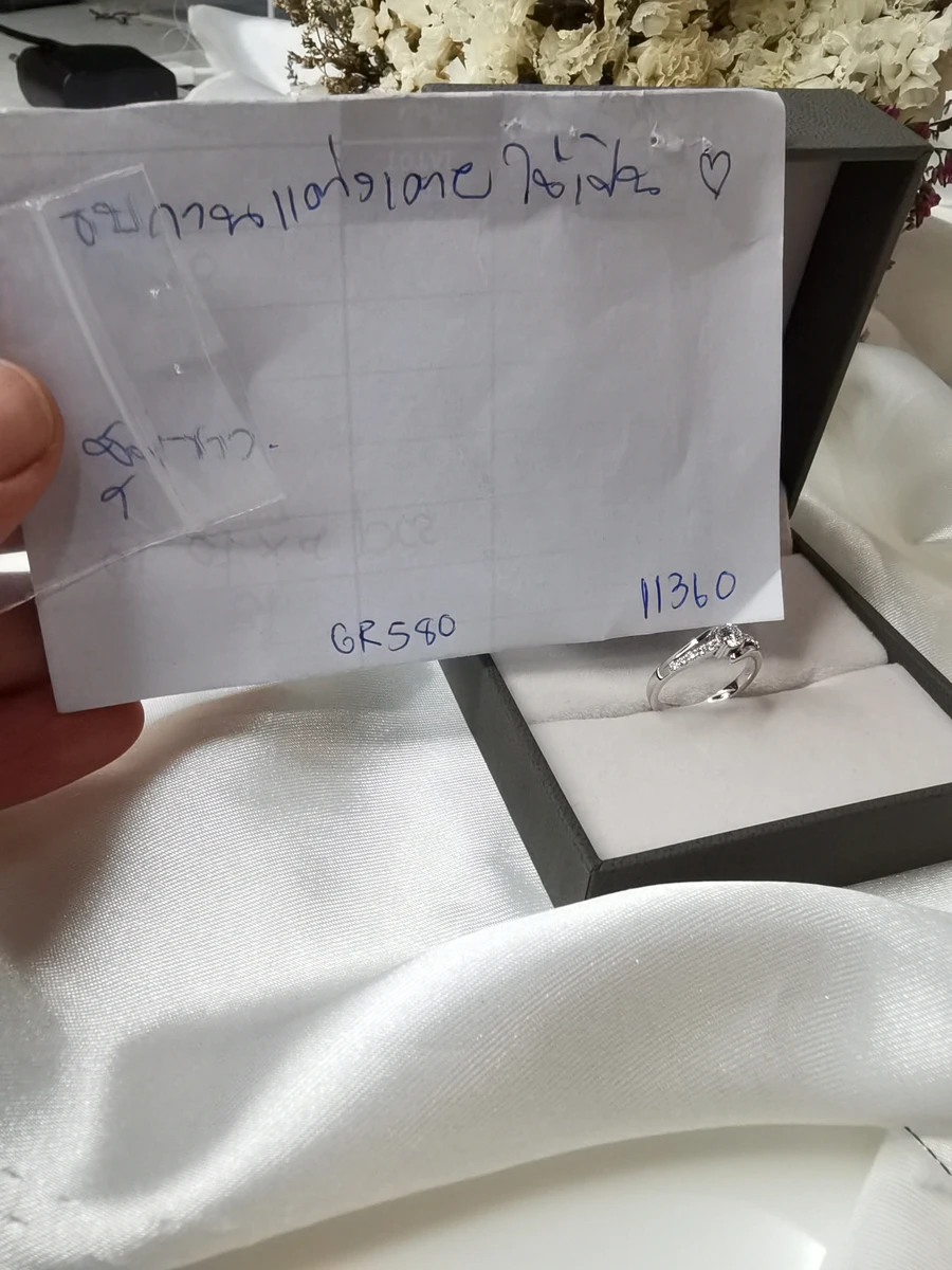 แหวนเพชรเกลียว Leonora — ภาพงานจริง