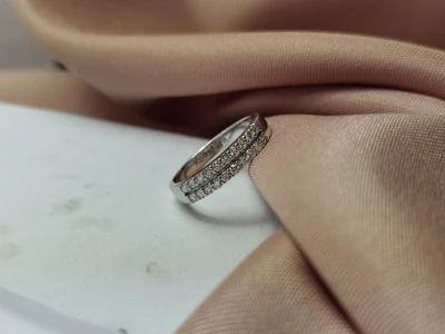 แหวนเพชร Reign Band