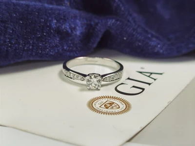 แหวนเพชร Rosalind Duo