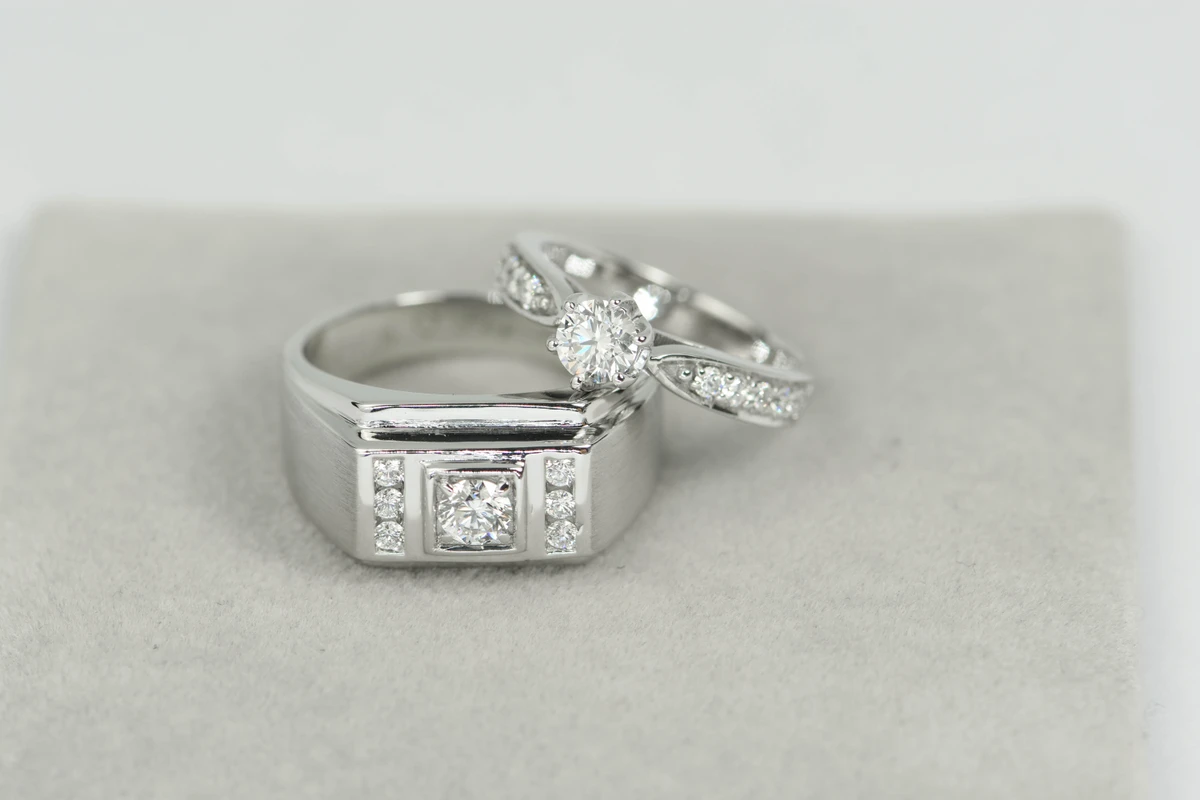 Penelope Side Stone — Real piece