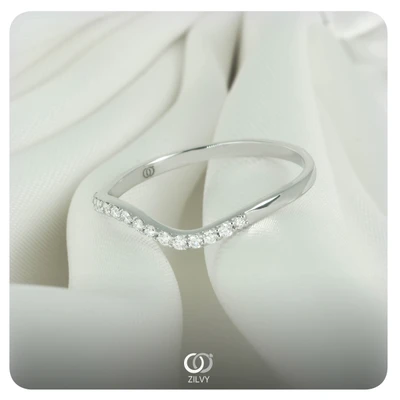 แหวนเพชร Ember Eternity