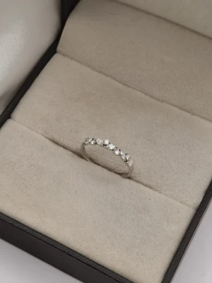 แหวนเพชร Selene Band